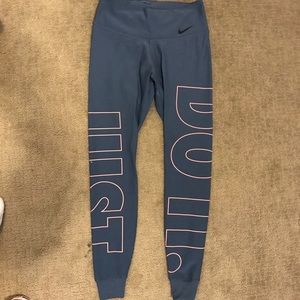 NIKE “just do it” leggings size small